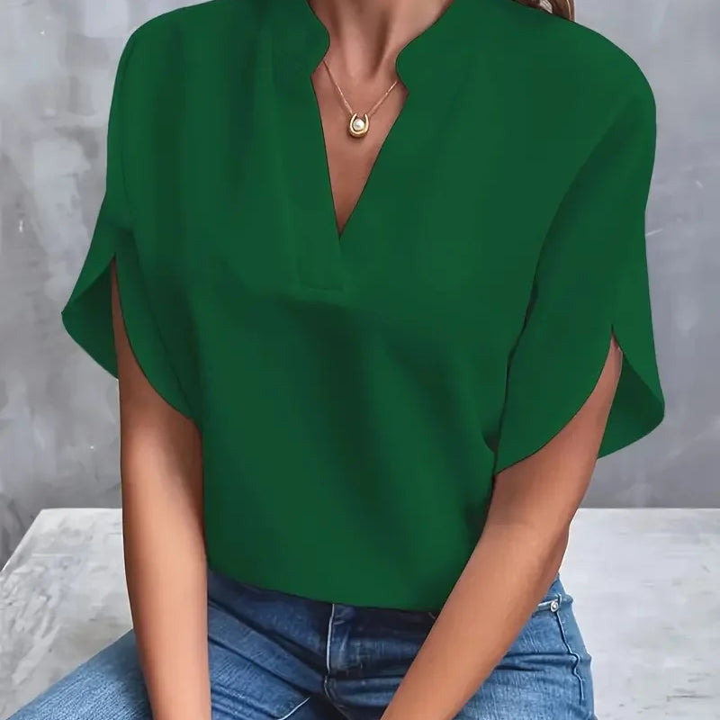Lightweight blouse with a V-neck and elegant, loose fit